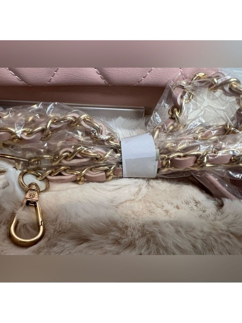 BADGLEY MISCHKA Pink Blush Diamond Quilted Bag - Picture 9 of 16